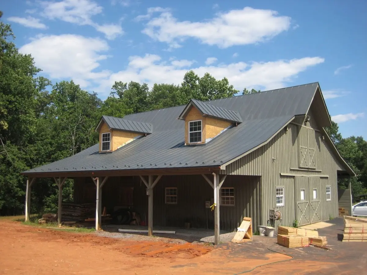 Expert Asphalt Roof Repair workmanship in Forest Cove